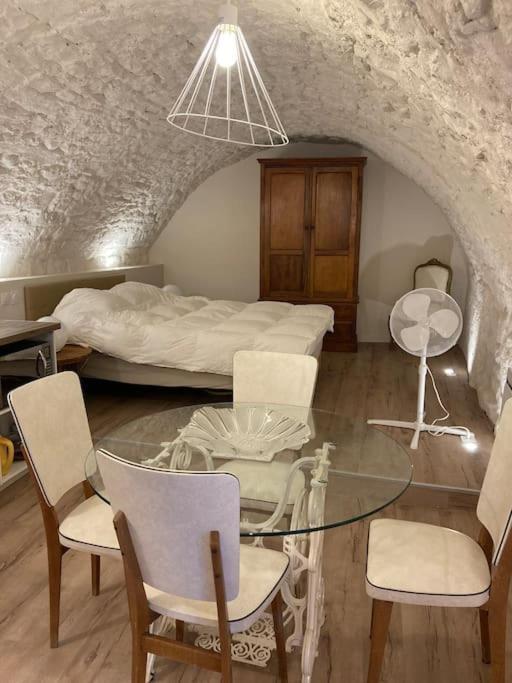 Les Matelles : Charmant Logement En Pierres 외부 사진